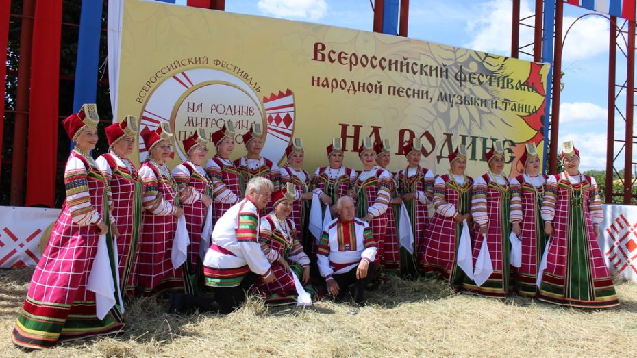 Фотографии.